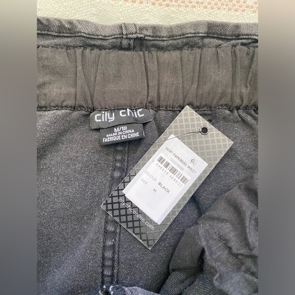 City chic  jean skirt - Picture 4 of 4